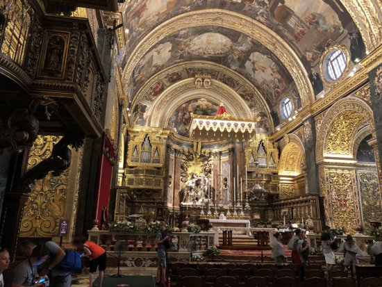 マルタ騎士団の聖ヨハネ大聖堂_内部_聖ヨハネ大聖堂メインの中央祭壇