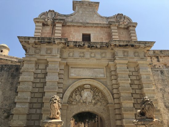 マルタ島の古都イムディーナ_入り口城門ゲート