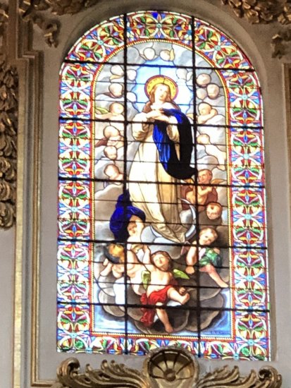 マルタ島の古都イムディーナ_イムディーナの大聖堂_大聖堂中央祭壇の上のステンドグラス4