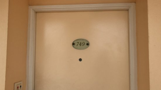 デュシタニホアヒン_７階クラブルーム７４９号室_客室ドア