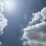 【2025台北夫婦たび3日目①】十分の線路の上で天燈（ランタン）上げ、台北から高速鉄道、瑞芳駅から九分へタクシー完全ガイド