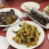 【2025台北夫婦たび2日目③】地元民に人気の海鮮居酒屋「鮮定味生猛海鮮」で味わう活気あふれる台湾の夕食